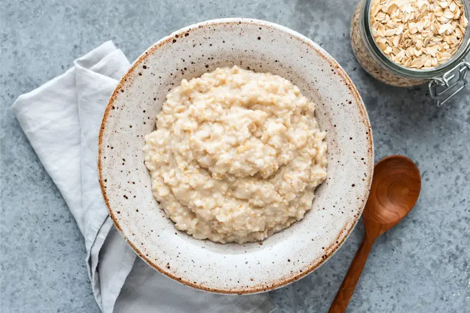 50 soft foods to eat after dental surgery - Oatmeal